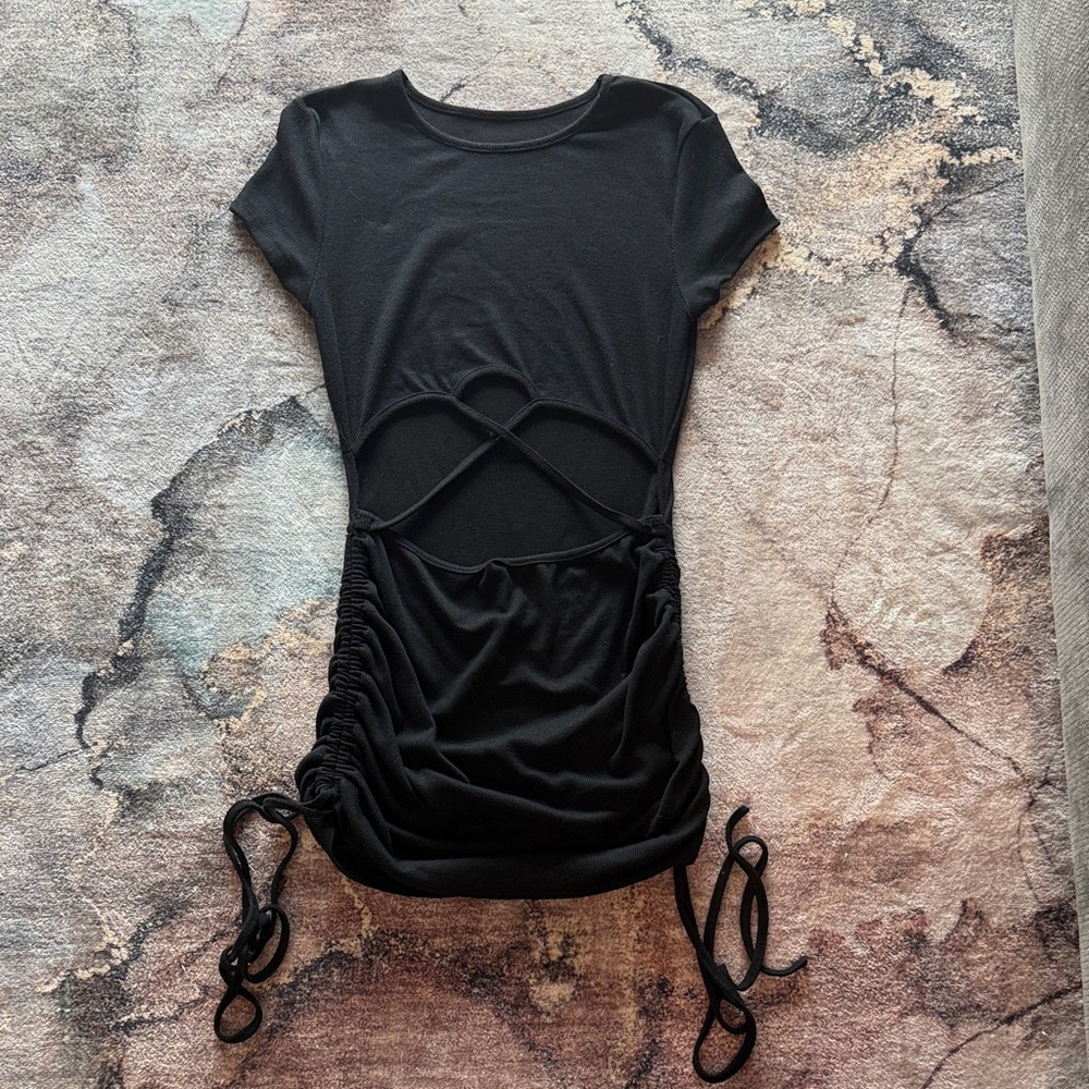 Black Bodycon Short Sleeve Dress With Stomach Cutouts